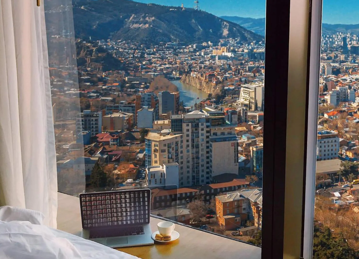 **** Lägenhetshotell Tbilisi City Apartment Hill Home Georgien